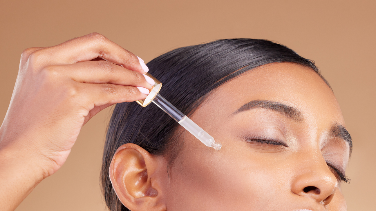 Harvard Medical School Research Shows Retinol's Hidden Eye Risks 👀